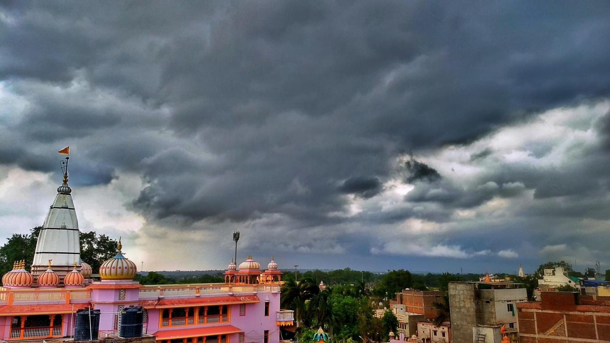 Anand Yatri Grah - Home Stay, Ujjain Exterior photo