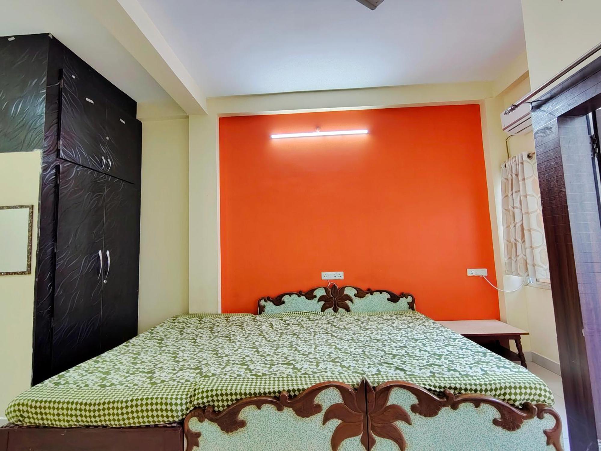 Anand Yatri Grah - Home Stay, Ujjain Exterior photo
